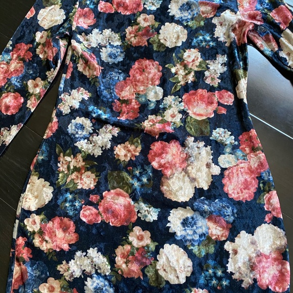 Suzy Sheri dress/blouse - Picture 3 of 3